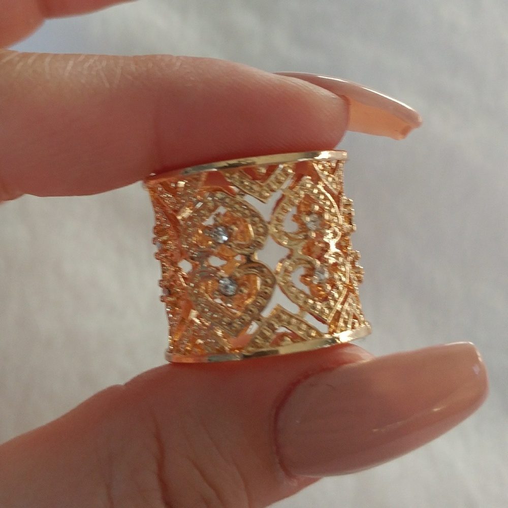 Adjustable Ring
